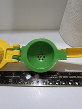 Zulay Kitchen 2-in-1 Metal Lemon Squeezer - Manual Citrus Juicer, Easy Clean