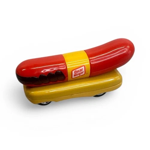Vintage 1993 Hot Wheels Oscar Meyer Weinermobile 1:64 Diecast Vehicle