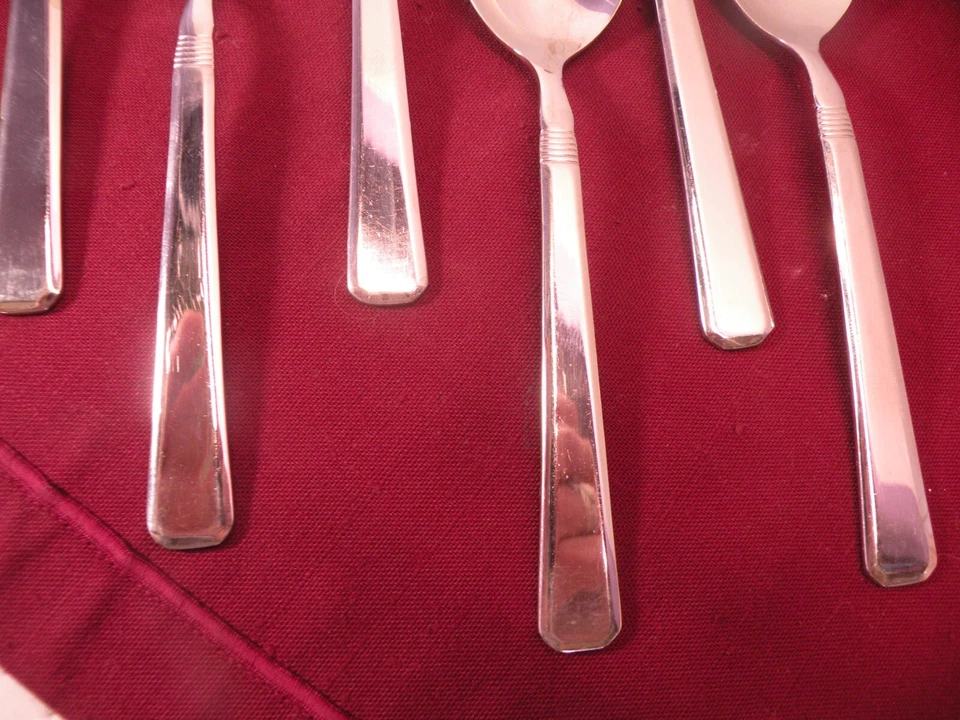 6 Place Oval Soup Spoons J.A. Henckels METRONA 18/10 Stainless Vietnam 7 3/8" B - Image 4 of 4