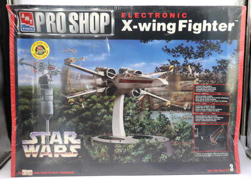 STAR WARS X-Wing Fighter Flight Display Model Kit - AMT ERTL