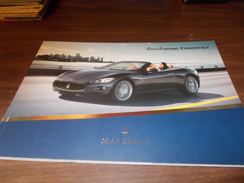 2010 Maserati GranTurismo Convertible 74-Page Deluxe Sales Catalog