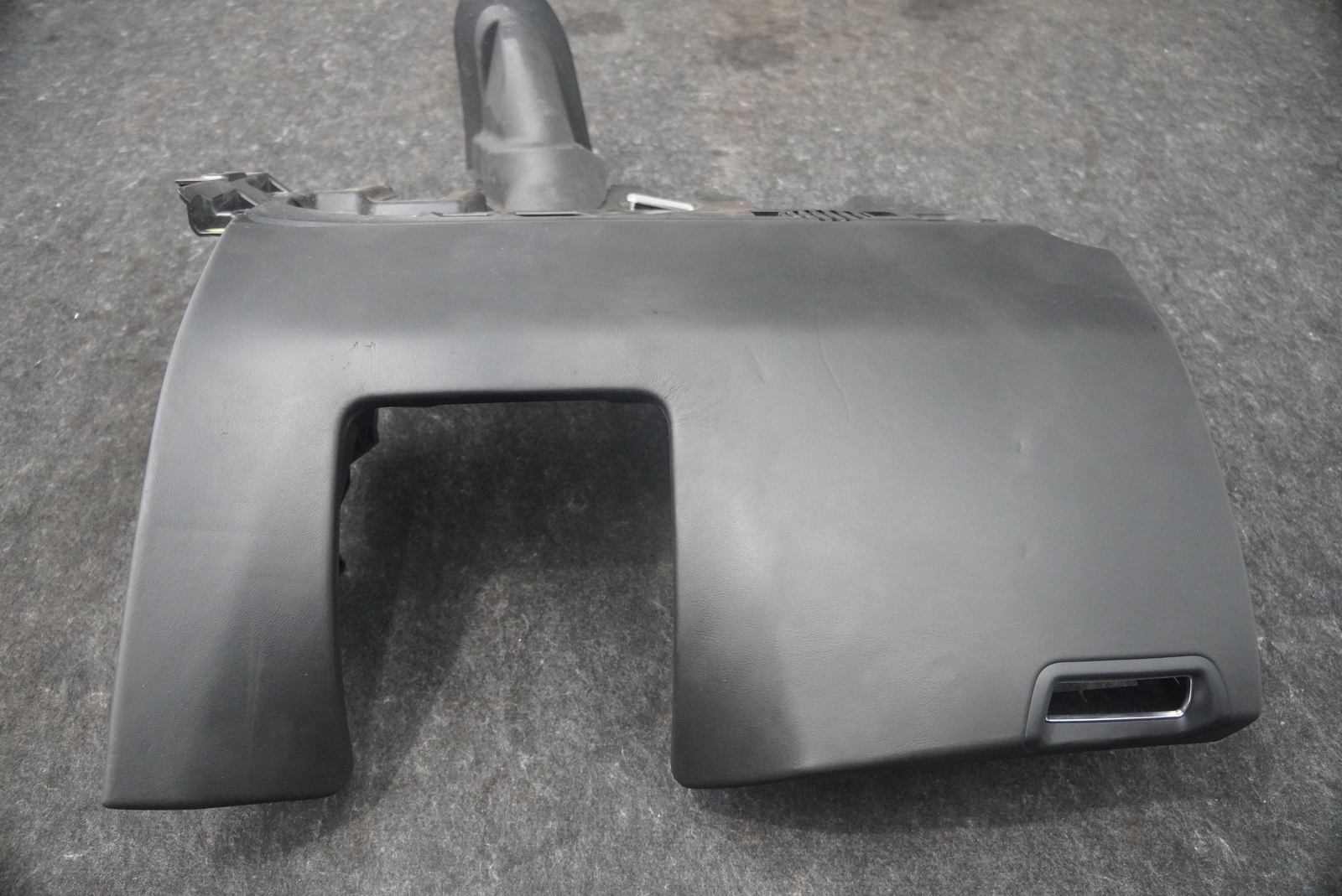 Left Dash Lower Knee Bolster Column Cover Trim Panel 4ML863075 Lamborghini Urus