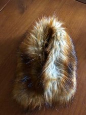 COL EN FOURRURE SYNTHÉTIQUE RENARD / FOX