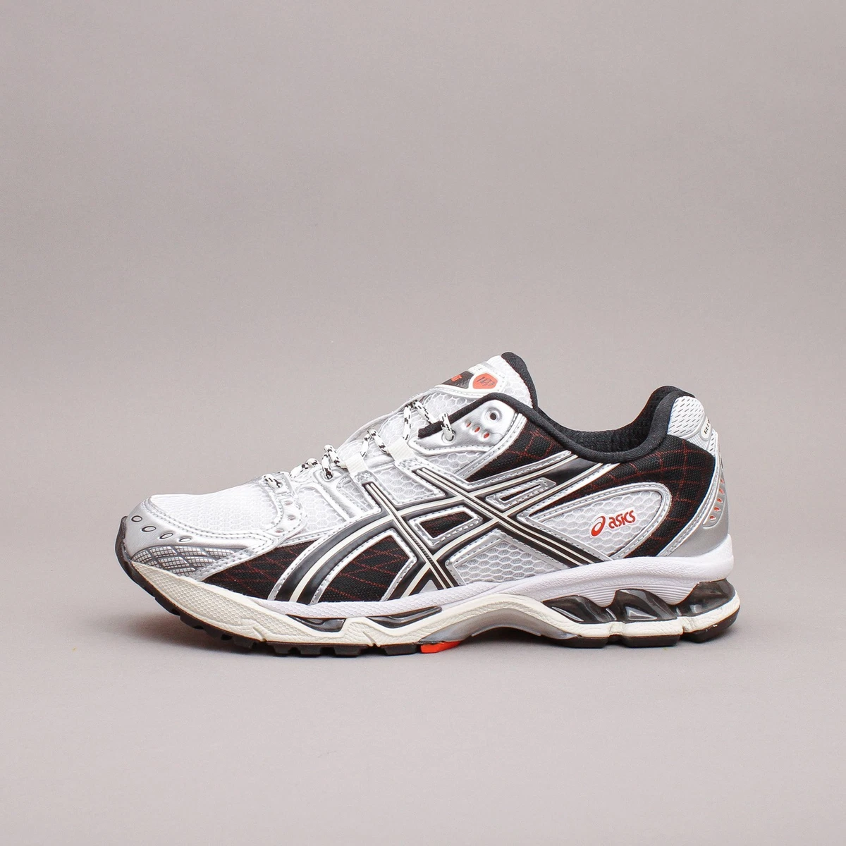 Las mejores ofertas en ASICS Gel Nimbus 10.1 White Black | eBay