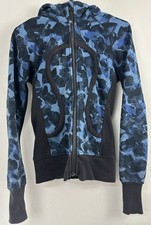 Lululemon Athletica Blue Camo Scuba Hoodie Size 4 Pullover Sweatshirt Womens
