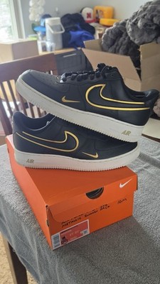 Nike Air Force 1 SE '07' BLK/GOLD  size 10 Mens
