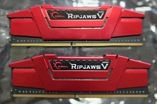 G. Skill Ripjaws V 16GB (2x8GB) DDR4-3200 CL16 F4-3200C16D-16GVRB