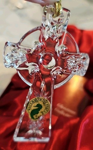 WATERFORD CRYSTAL DULEEK CROSS ORNAMENT 4x2.125" HANGING W/BOX+TAG+PAMPHLET 2009 - Picture 3 of 9