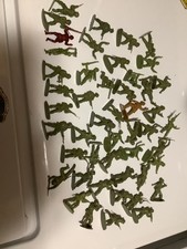 Plastic Army Men lot of 47 Green American troops loose not sure if Marx USA