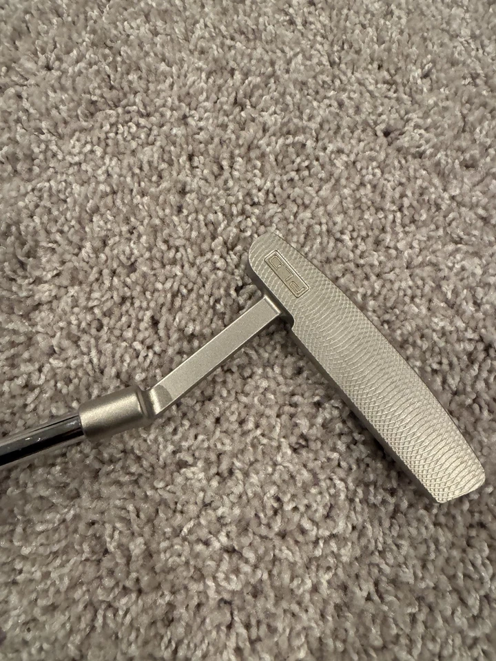 Ping 2025 PLD Anser 30 Satin MINT 35.5" Putter 9.5/10 Headcover Included - Image 3 of 4
