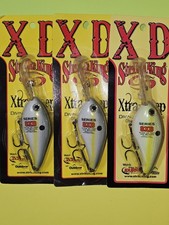 Strike King 8XD. 3 Units. Dives To 20 Feet.  Five Inch.  Three Units. A-B22