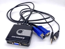 IOGEAR GCS42UW6 - 2-Port External VGA USB KVM Switch Built-In Cables