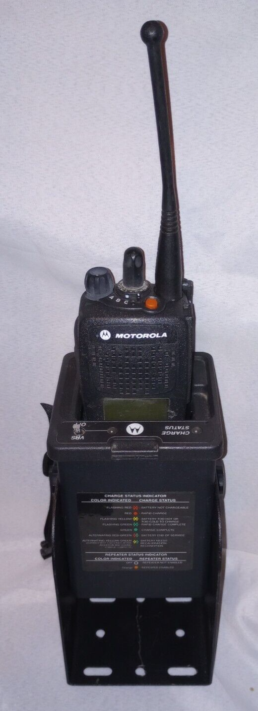 Used Motorola Vehicle Charger WPLN4208B XTS2500 XTS5000 tested working