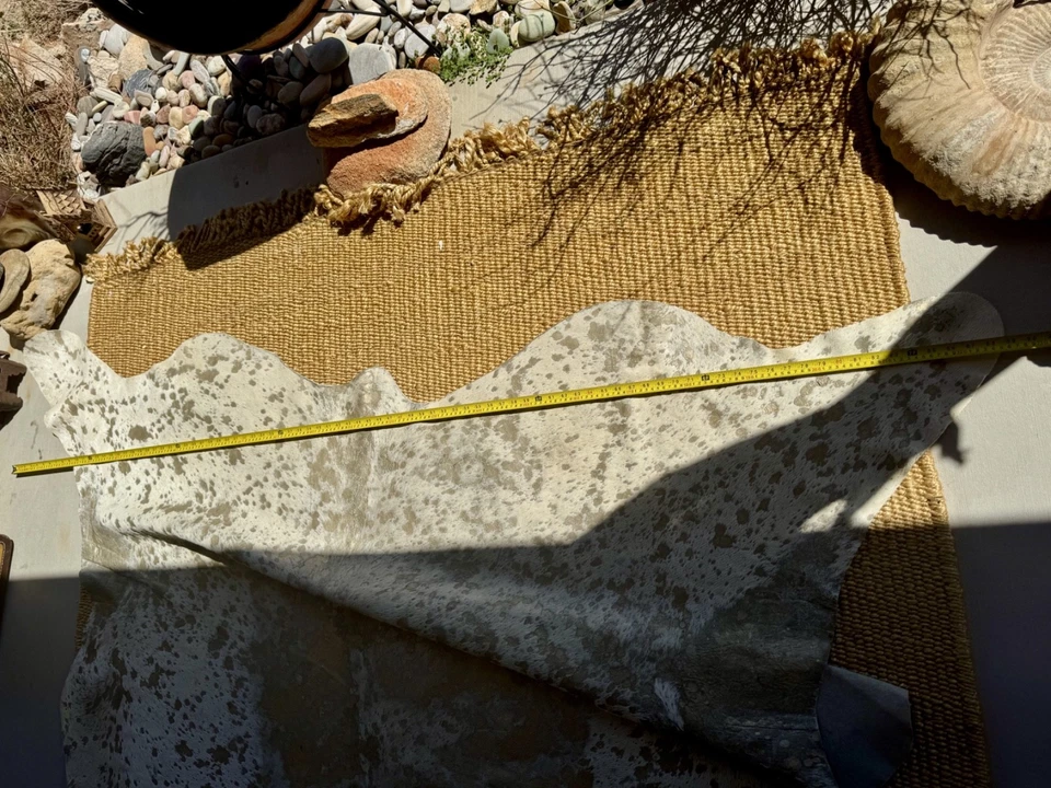 Piel de vaca real extra grande oro claro/gris claro $350, excelente, lujo 7'x 8' Foto 4 de 4