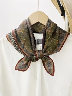 70% Cashmere 30% Silk Wrap Scarf Black Horse Print Double Face Print Shawl 27'' - Image 1 of 4