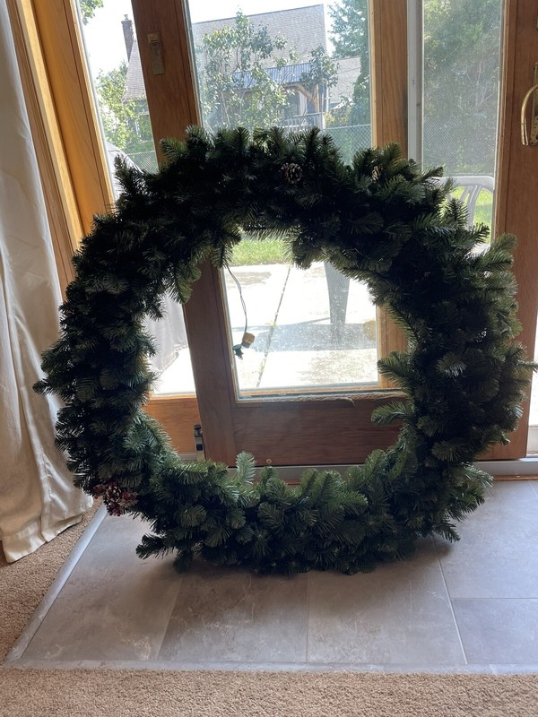 48" Pre Lit Sequoia Fir Wrealth. 200 clear lights