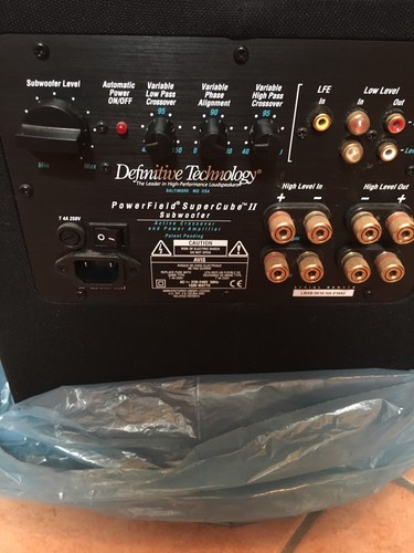 Subwoofer Definitive Tecnology Super Cube 2 - Foto 3 di 5