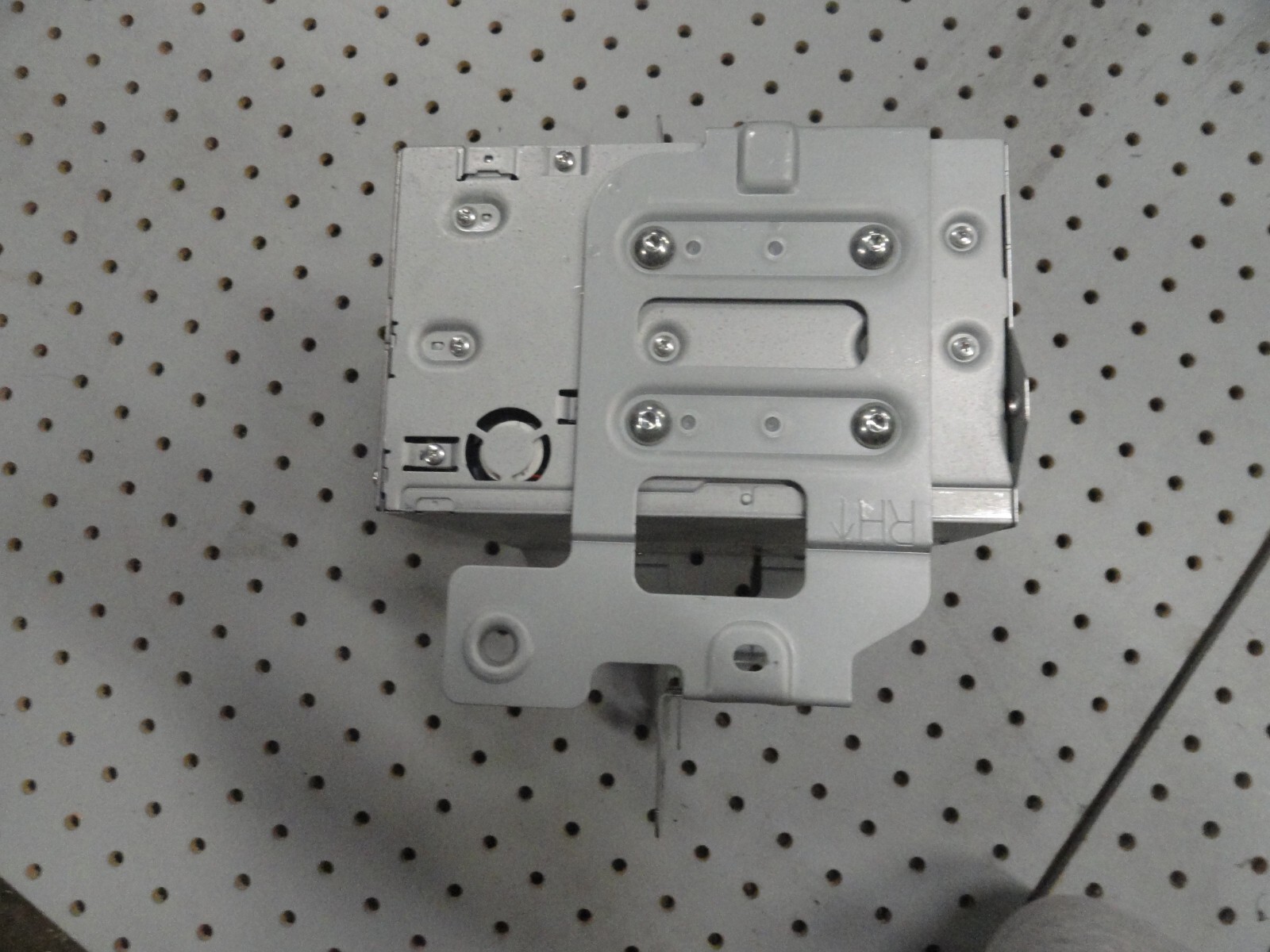 Picture 4 of 5