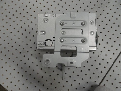 2011 Infiniti Fx35 Am Fm Cd Player Radio Receiver UX2G3 (For: 2011 FX35) - Picture 4 of 5