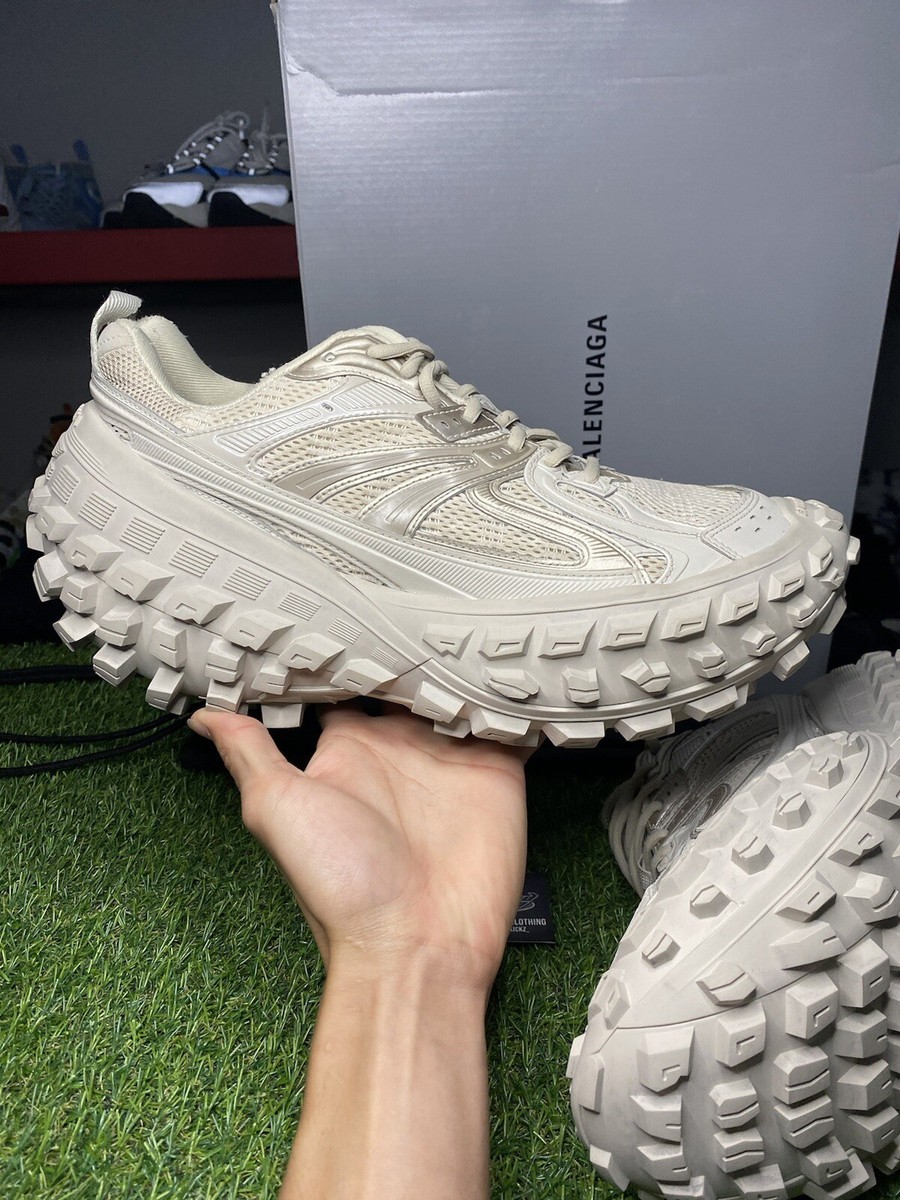 Size 44 (11 US) - Balenciaga Defender Sneaker Beige | BRAND Size 44 (11 US) - Balenciaga Defender Sneaker Beige | BRAND