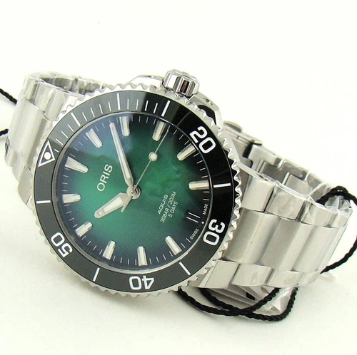 New 2025 Oris Aquis Date Steel Green Dial 41mm 01 400 7769 4157-07 8 22 09PEB