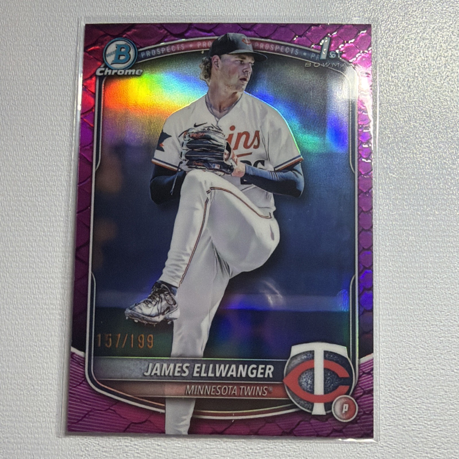 JAMES ELLWANGER 2025 BOWMAN CHROME DRAFT 1ST FUCHSIA REPTILIAN /199 Q3917