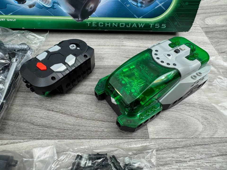 VINTAGE LEGO SPYBOTICS: TECHNOJAW T55 ROBOTIC SET - 2002 - NEW OPEN BOX - Image 2 of 4