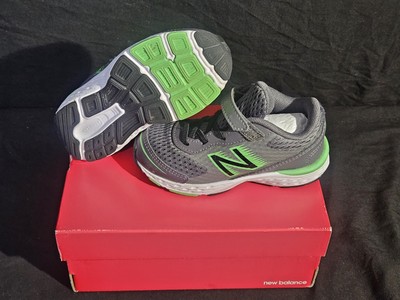 New Balance SZ 8 W Youth 680v6 Bungee Sneakers  Round Toe Low Top Green