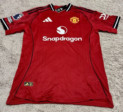 #ad Manchester United Home Jersey Cunha Player Slim Fit Version Brand New $60.00