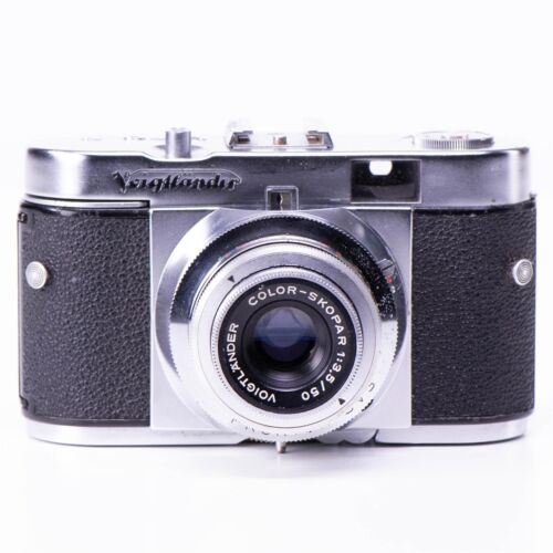 Fotocamera Voigtlander Vito B | 50 mm f3.5 | bianco | Germania | 1954 | non funzionante - Foto 1 di 7