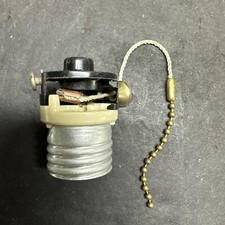 CIRCLE F PULL CHAIN INTERIOR FOR FAT BOY LAMP SOCKET NEW OLD STOCK MADE IN USA