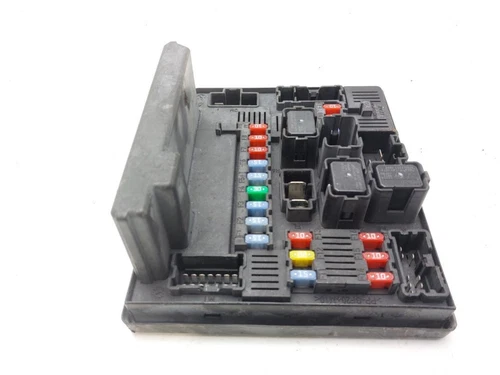284B7JD000 Caja Reles/Fusibles para NISSAN QASHQAI (J10) Tekna 2008 8518119 - Imagen 2 de 10