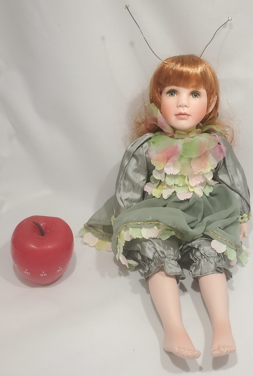 Paradise Galleries Treasure of the Emerald Isle Fairy Porcelain