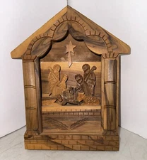 5-1/2" Hand Carved Israel Olive Wood Manger Nativity Display .Table Ready