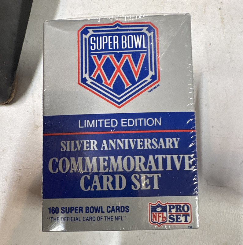 Pro Set Super Bowl XXV Silver Anniversary Limited Edition 160-Card Set