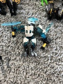 Lego Bionicles Sets W/ Accessories Retired Rare Lot Sold Out in Stores 6 Figures