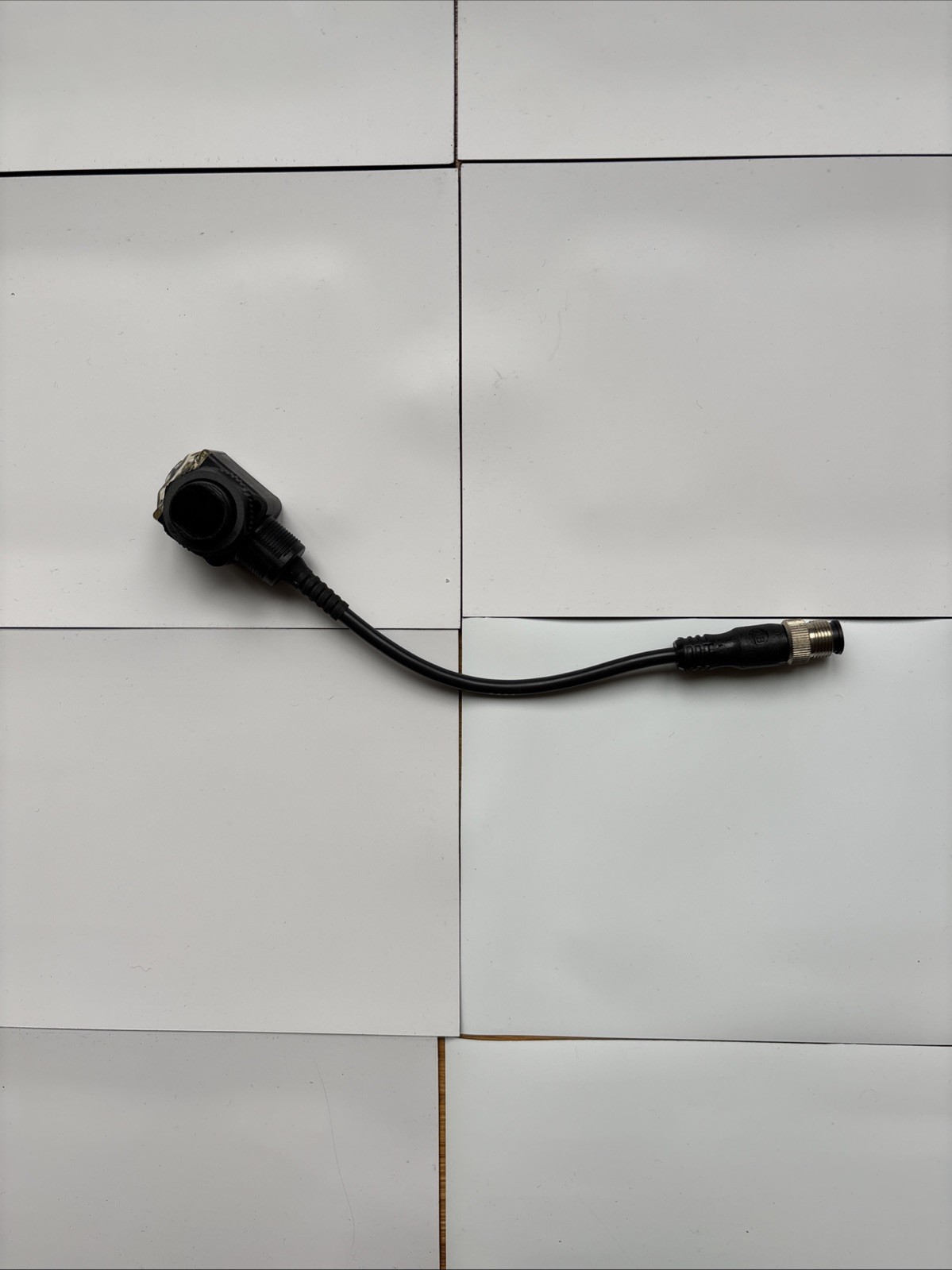 Allen-Bradley Rockwell Automation Photoswitch 3m Pol Retro 42EF-P2MP-F4