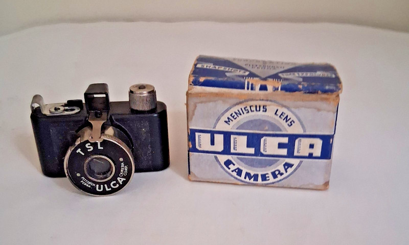 Ulca Subminiature Camera by Ulca Camera Co., USA 1935 20x20 MM Size Original Box