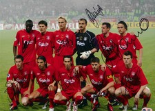 LIVERPOOL FC SIGNED ISTANBUL 2005 STARTING XI 16x12 PHOTO (ACG CERT AG17122)