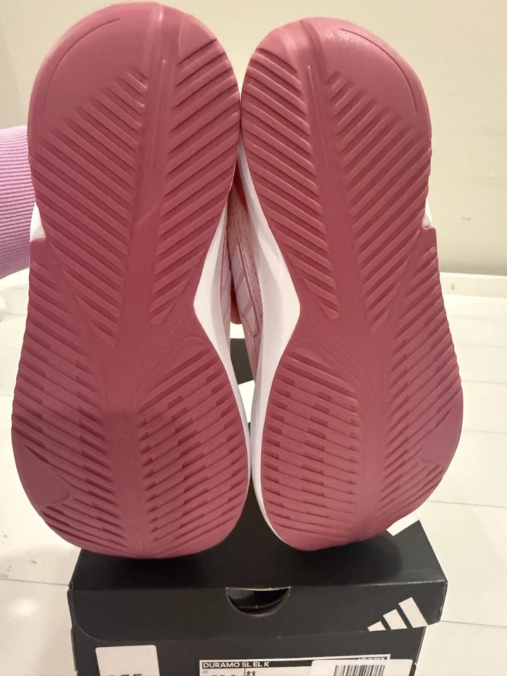 Nuevo Adidas Duramo SL Rosa Claro Zapatos para Correr Niños EE. UU. Talla 4.5 con caja y etiquetas Foto 2 de 4