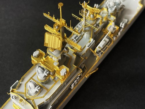 EV resin 1/700 USS CG-22 England (1990) Leahy class Guided Missile cruiser(S071) - Picture 8 of 9