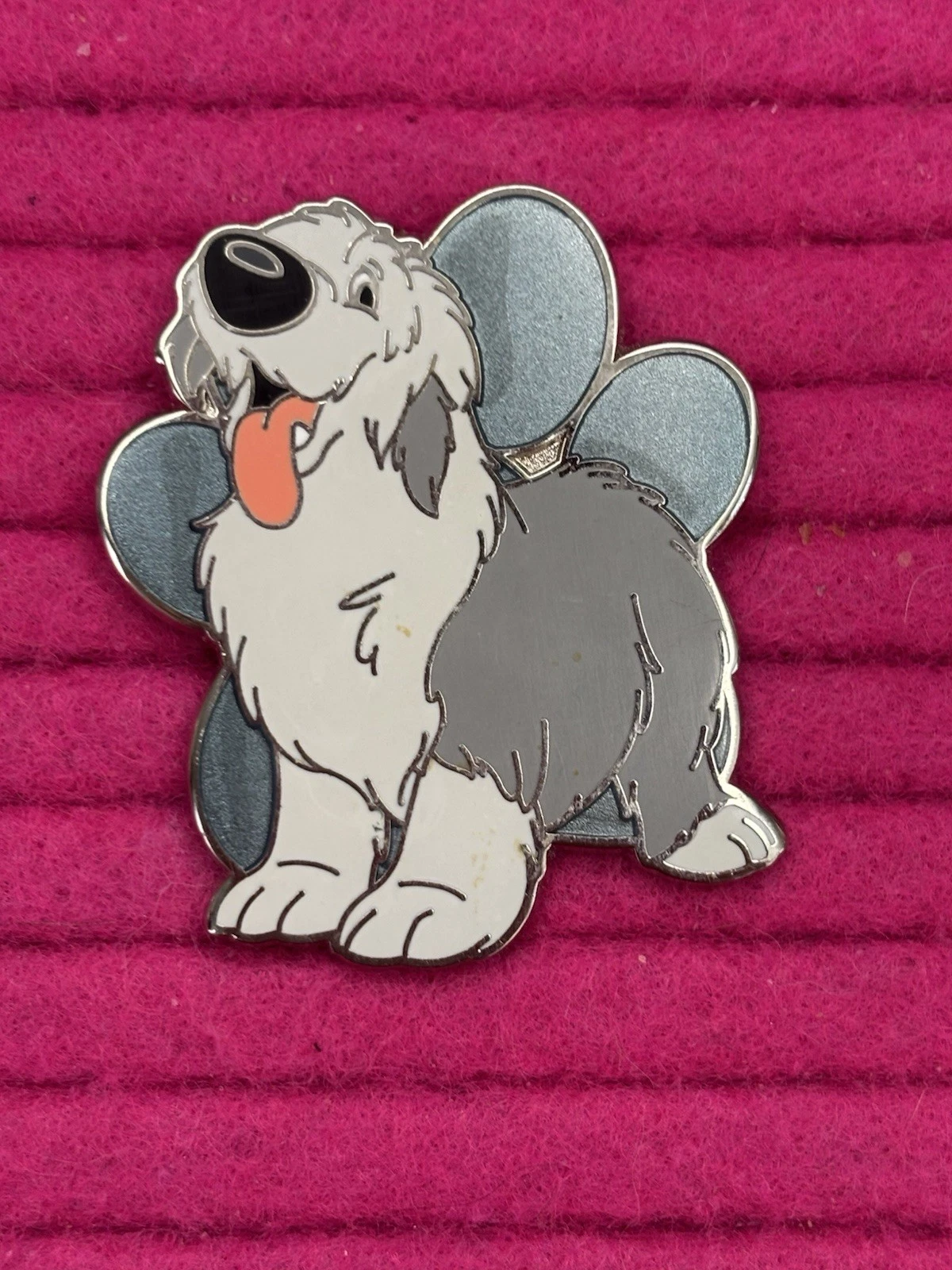 2019 Disney Fairy Tails Mystery Chaser Trading Pin Max The Little Mermaid LE 450