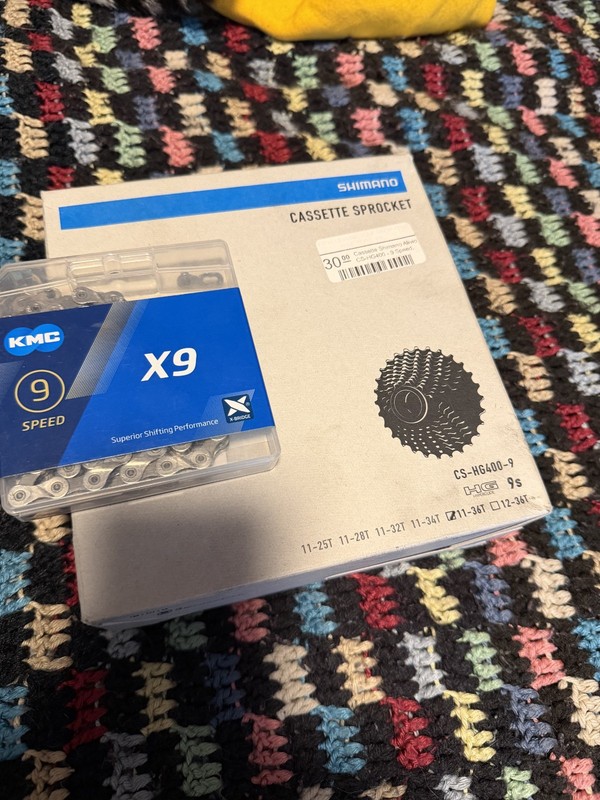 NEW Shimano Alivio CS-HG400-9 Cassette 9 Speed 11-36t w/KMC X9 Chain