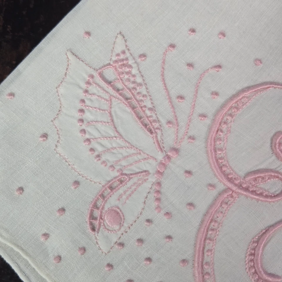 Vtg Exceptional Madeira Embroidered Cotton Linen Hankie Handkerchief Monogram E - Image 3 of 4