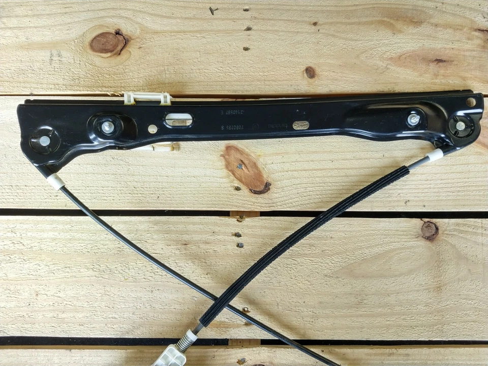 宝马车窗调节器升降器电机左前部 E90 E91 3 系列 51337140587 06-12 — 第 4/4 张图片