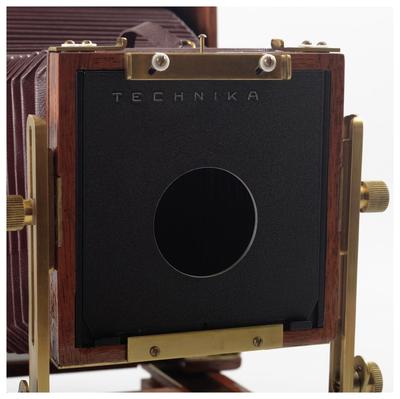 Luland produced  4in 101.6mm  to Linhof 99*96mm  LF lens board adapter 
