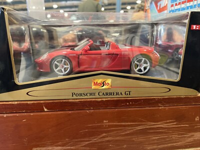 ★Maisto 1/18★Porsche Carrera GT ★ 1/18 Maisto Porsche Carrera Gt Red Premium Edition Top Of The line