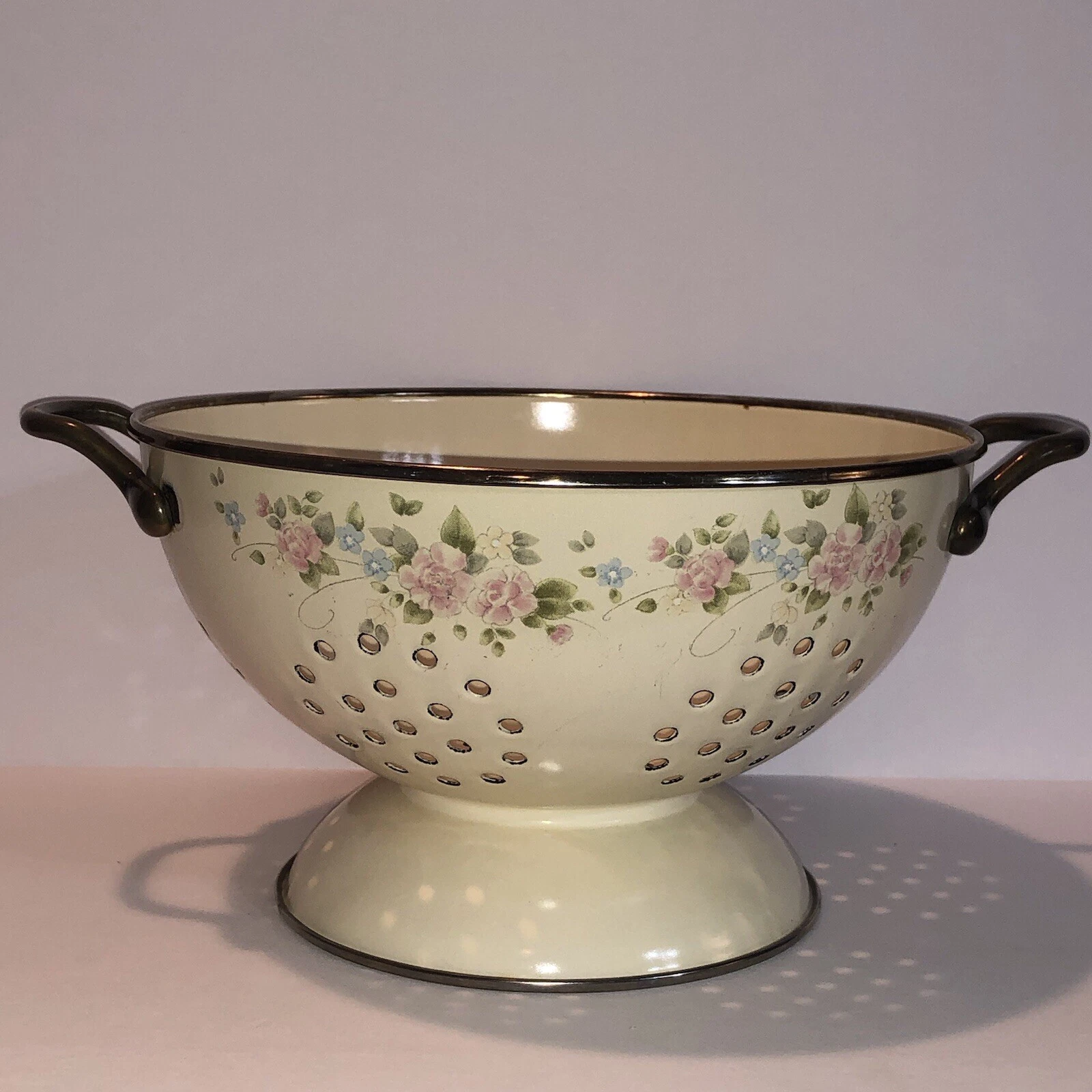 Pfaltzgraff Vintage Strainer Brass Tea Rose Footed Enameled Metal Colander 3 Qt
Opens in a new windo