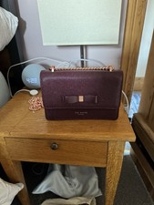 Ted Baker Shoulder Bag Burgundy Leather Gold Strap In Excellent Condition