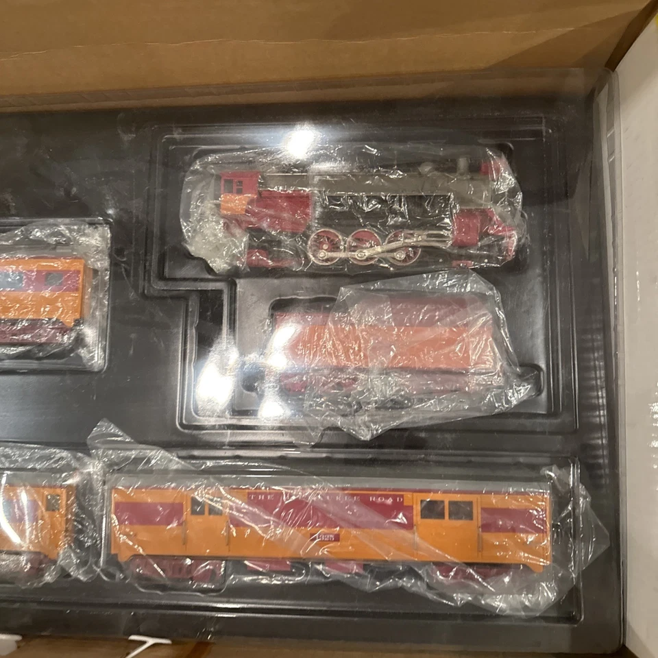 Rail King Ready-To-Run Set STEAM PASSENGER SE4-6-2 Steam Item #30-4068-0 - Image 3 of 4